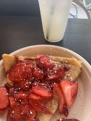 Strawberries and raspberries   at Kagen Coffee & Crepes in Richland