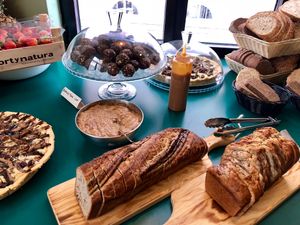 Vegan brunch at O Antigo Talho in Lisbon