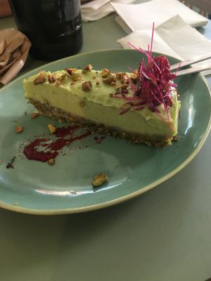 Lime and avocado cake at O Antigo Talho in Lisbon