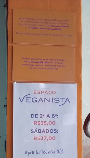 Tabela de preços [foto tirada em junho/2025] at Espaço Veganista in Porto Alegre