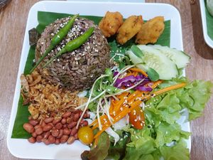 Tea leaf fried rice at V Secret Street Food - Food Stall in Chiang Mai