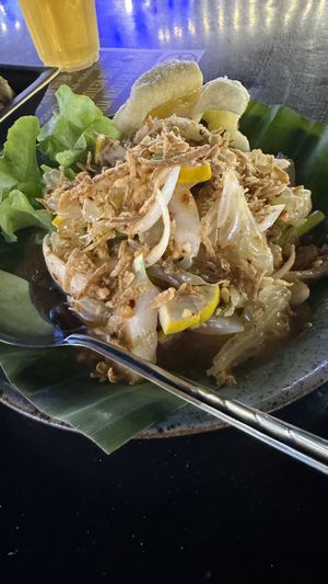 Pomelo salad  at V Secret Street Food - Food Stall in Chiang Mai