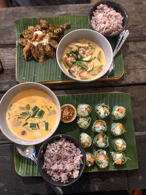 Tom Yam + Sausage at V Secret Street Food - Food Stall in Chiang Mai