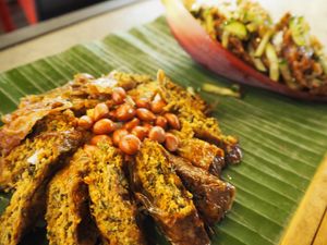 V Secret 3 vegan food items for 140 baht (tempeh curry, Northern Thai sausage, fried banana flower fritters) at V Secret Street Food - Food Stall in Chiang Mai