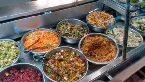 salads at Henderson's Restaurant in Edinburgh