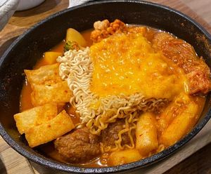 Korean Army Stew 韓式部隊鍋 at Veganday Cuisine in Taichung