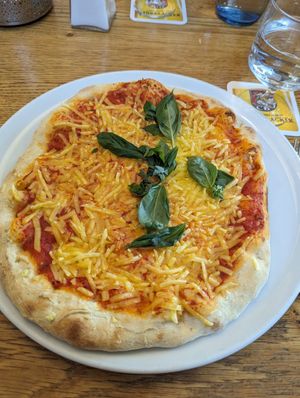 Margherita like pizza at Blauer Engel in Ludwigsburg