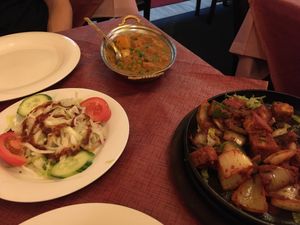 Mattar tofu, salad (free) and tikka tofu. at India Express in Berlin