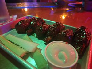 Vegan Bbq wings at Nice Guys Pizza and Beer in Cape Coral