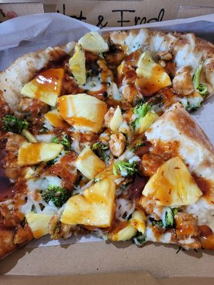 T at Nice Guys Pizza and Beer in Cape Coral