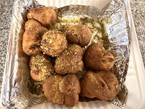 Vegan Garlic Knots  at Nice Guys Pizza and Beer in Cape Coral