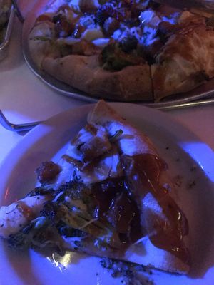 Bruh they got vegan chickn now  at Nice Guys Pizza and Beer in Cape Coral