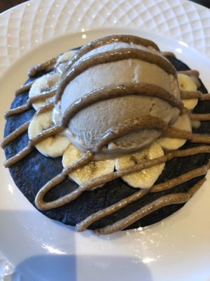 Black Swan pancakes with caramel ice cream at The Green Place in Puerto Vallarta
