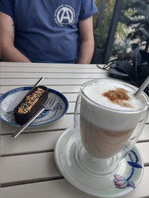 Death by chocolate and caramel Macchiato at miss mai in Dortmund