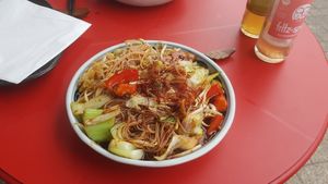 "Post aus Guangzhou" with Tofu and rice noodles - very tasty at miss mai in Dortmund