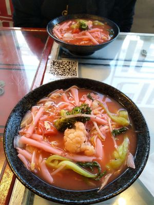 Tageskarte : Reisnudelröllchen in Chilisuppe at miss mai in Dortmund