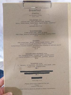 The breakfast menu in English at Geranium Caffe in Poznan