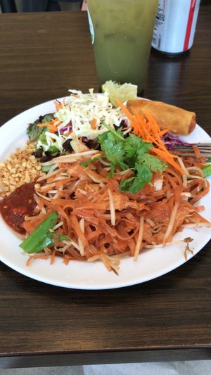 Pad Thai Lunch Special  at Samata Vegan House in Hollywood