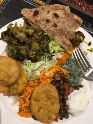 Lunch buffet starters yum! at Kalpna in Edinburgh