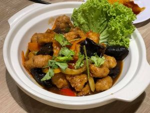 Claypot Sesame Oil Chicken  at Green Signature - Yishun in North Singapore