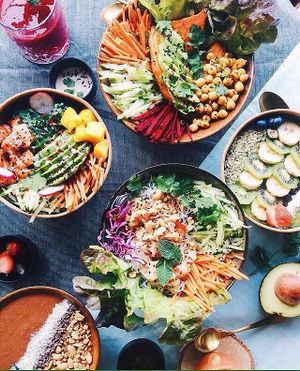 Veganbowls - Chicken Bowls - Raw Food - Smoothies Bowls - Tea - Coffee -  at Buddha Bowl in The Hague