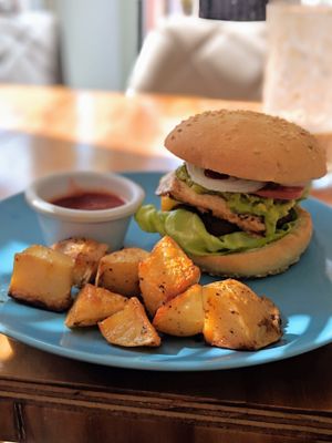 Beyond Burger at Cali Cafe in Cozumel