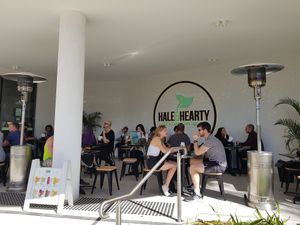 Outdoors dining area at Hale & Hearty in Waterloo