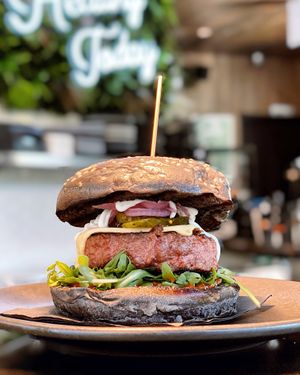 Beyond burger  at Hale & Hearty in Waterloo