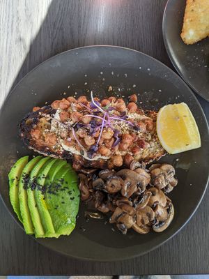 Chickpeas and toast at Hale & Hearty in Waterloo
