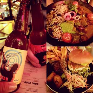 Vegan beers, aubergine curry and motherclucker burger 🌱 at Turtle Bay in York