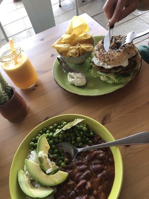 Main dishes (Hamburger, Chili Sin Carne) at Happy Cactus in Fuerteventura