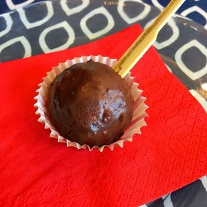 Pop cake at Happy Cactus in Fuerteventura