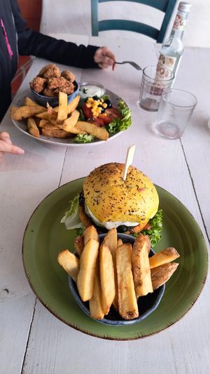 Happy Burger and Happy Nuggets at Happy Cactus in Fuerteventura
