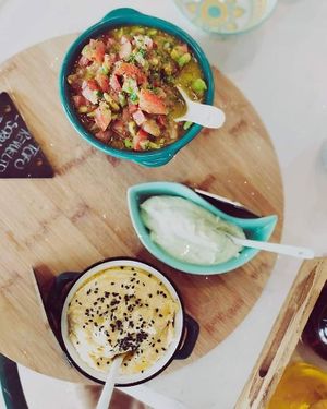 Vegan Brunch in collab with @starsurfandyoga was a blast!! It was a pleasure to see happy relaxed yoga faces enjoying so much our vegan food made with love ♥️ #veganfood #vegan at Happy Cactus in Fuerteventura