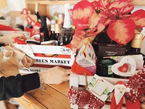 This Christmas, buy local, eat organic, gift handcraft, make peace, hugs more, say thank you & show up @happycactus.elcotillo 🎄😀 #happycactusisastateofmind #happycactusisasta at Happy Cactus in Fuerteventura