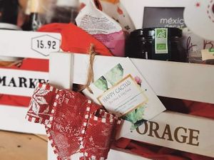 This Christmas, buy local, eat organic, gift handcraft, make peace, hugs more, say thank you & show up @happycactus.elcotillo 🎄😀 #happycactusisastateofmind #happycactusisasta at Happy Cactus in Fuerteventura