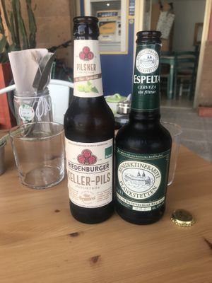 Cervezas artesanas at Happy Cactus in Fuerteventura