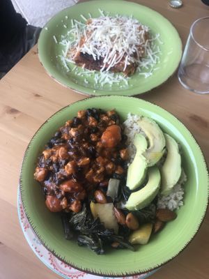 Lasaña y bowl at Happy Cactus in Fuerteventura