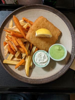 Decent vegan fish'n'chips at Forky's - Veleslavinova in Prague
