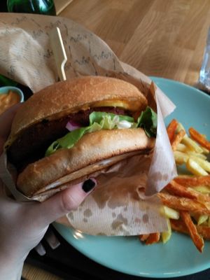 the cheese burger at Forky's - Veleslavinova in Prague