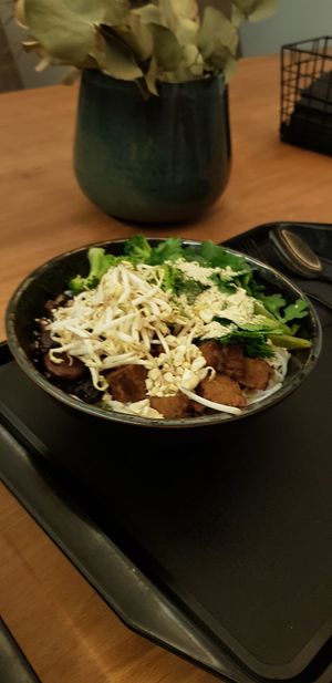 Buddha bowl at Forky's - Veleslavinova in Prague