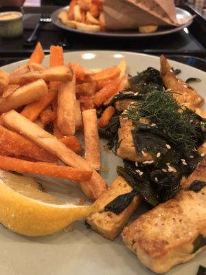 Nonfish and chips - the ‘fish tofu’ wasn’t my fav at Forky's - Veleslavinova in Prague