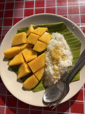 Mango sticky ricee  at Organic Vegetarian Food by Mrs. Pong in Koh Phangan
