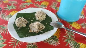 Interesting thing at Organic Vegetarian Food by Mrs. Pong in Koh Phangan