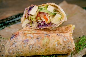 Roll with tofu, vegetables and pesto (300) at Vegano Hooligano - Rishelyevskaya in Odessa