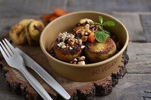 Toffnics with banana and barry sauce at Vegano Hooligano - Rishelyevskaya in Odessa