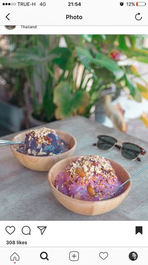 Two at a time at NanaBowls in Phuket