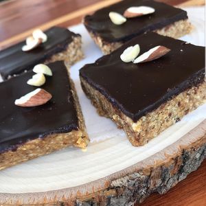 Organic Vegan Gluten-free protein bars at Hakka Kitchen in Jacksonville