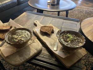 Vegan Franse uiensoep  #Veganuary at Buitenplaats de Plantage in Vogelenzang