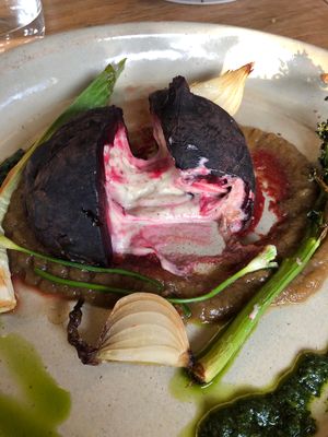 Vegan beetroot gluten free at Buitenplaats de Plantage in Vogelenzang